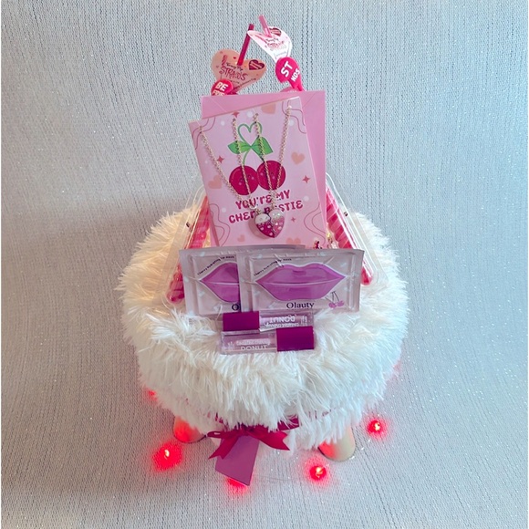 Bath & Body Works Accessories - 🍒BFF GIFT SET💕